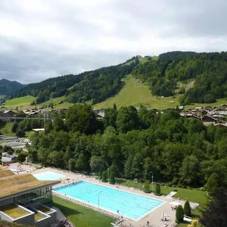 2 Pieces Avec Balcon, Parking Et Wifi A 500m Du Centre - - Fr-1-524-64 *